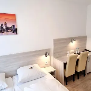 *** Hotel Adler Frankfurt Germany